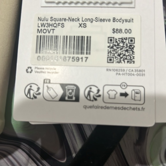 LULULEMON NULU SQUARE NECK LONG SLEEVE BODYSUIT NWT - Picture 7 of 9